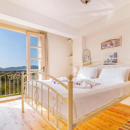 Willa Sleeps 6 With Pool Air Con And Wifi